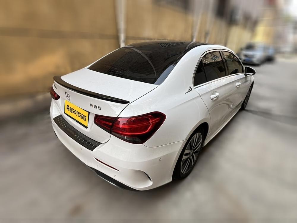 Mercedes-Benz A-Class 2019 — фото автомобиля 1