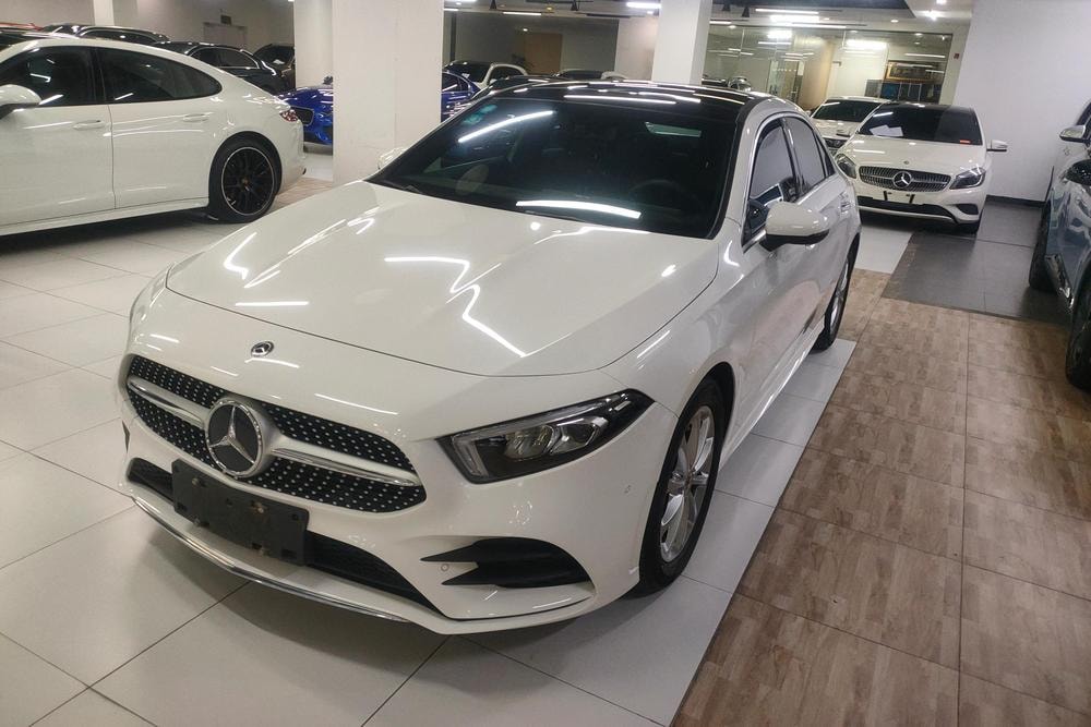 Mercedes-Benz A-Class 2020 — фото автомобиля