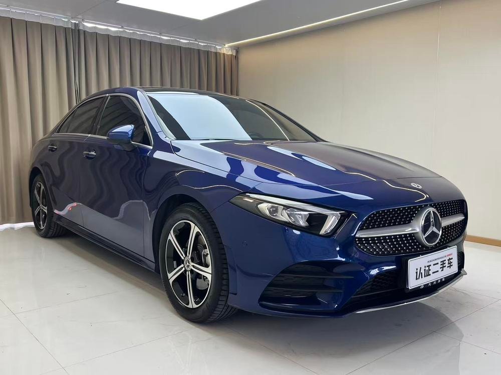 Mercedes-Benz A-Class 2022 — фото автомобиля