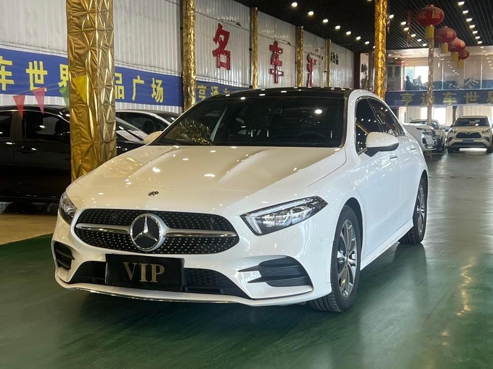 Mercedes-Benz A-Class 2020 — фото автомобиля 1