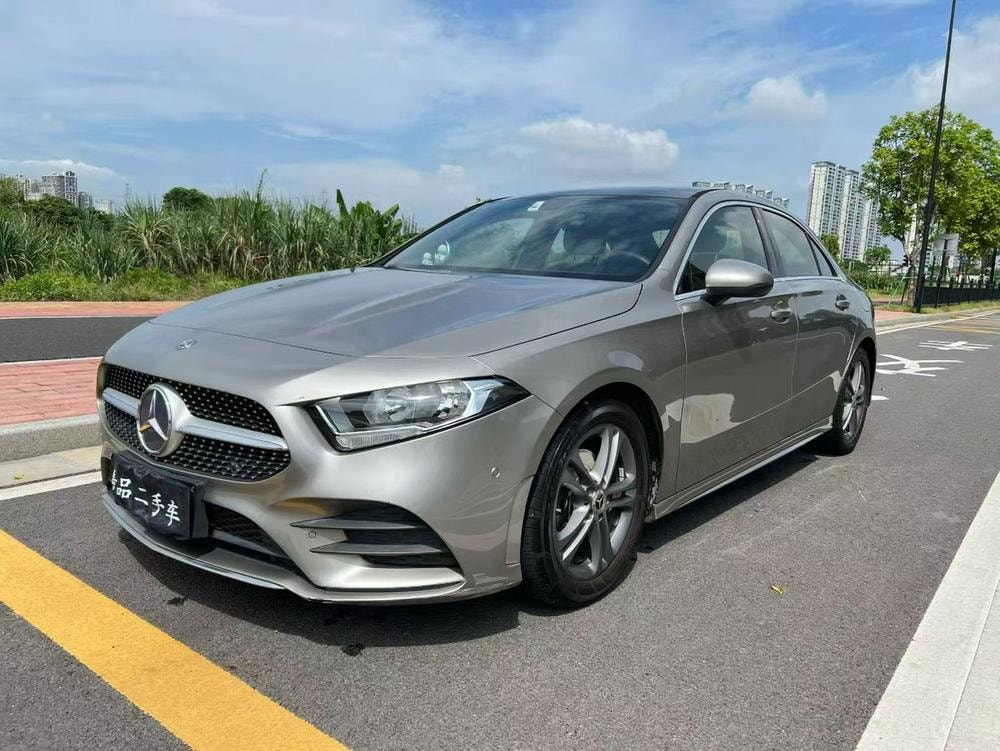 Mercedes-Benz A-Class 2020 — фото автомобиля 1