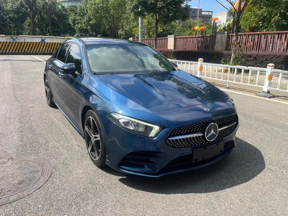 Mercedes-Benz A-Class 2020 — фото автомобиля 1