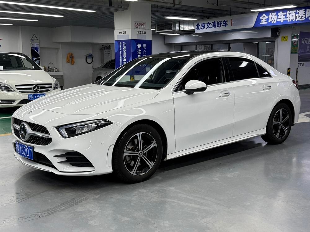 Mercedes-Benz A-Class 2022 — фото автомобиля