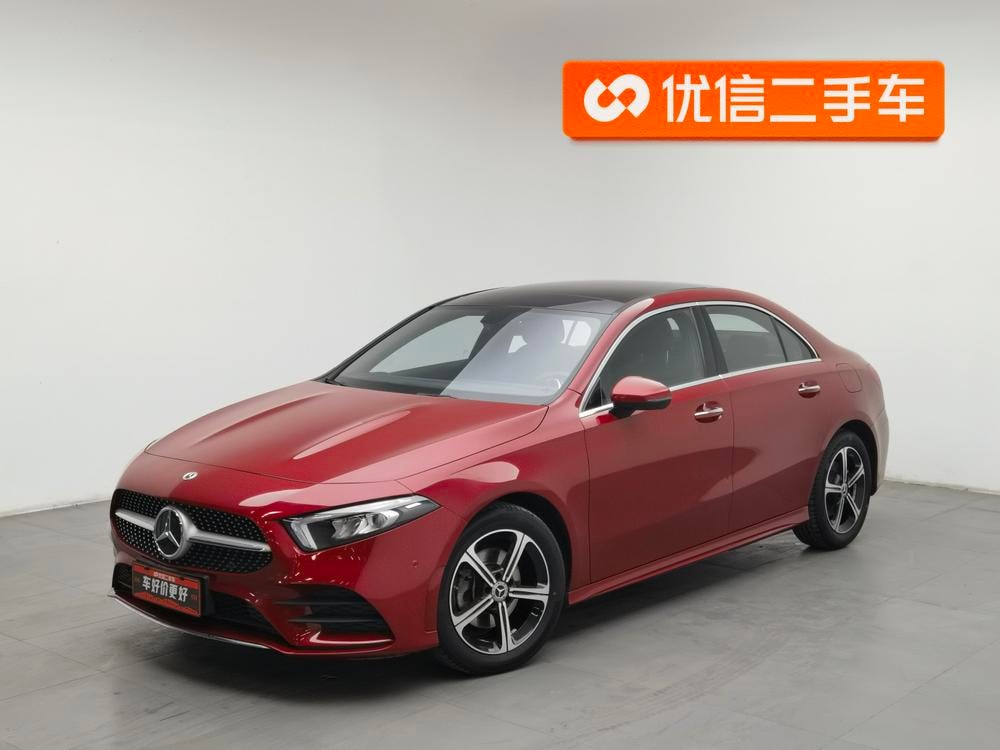 Mercedes-Benz A-Class 2022 — фото автомобиля 1