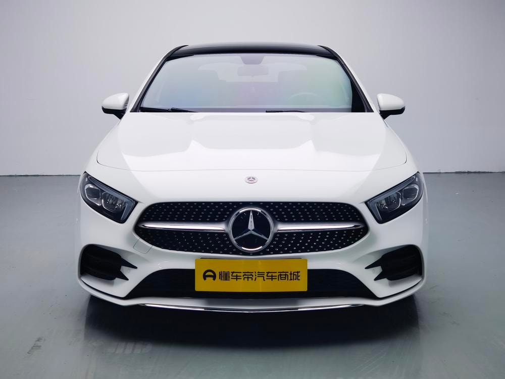 Mercedes-Benz A-Class 2021 — фото автомобиля 1