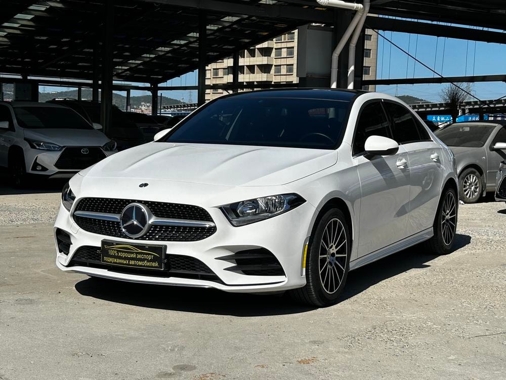 Mercedes-Benz A-Class 2022 — фото автомобиля 1