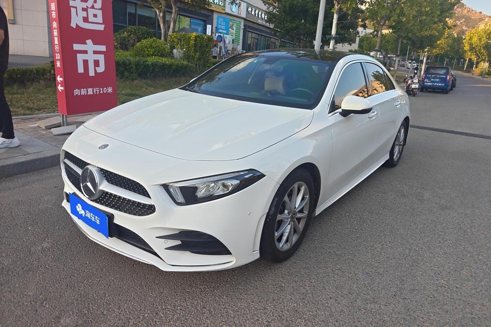 Mercedes-Benz A-Class 2020 — фото автомобиля 1