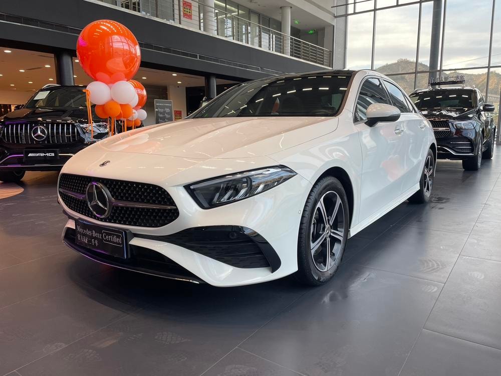 Mercedes-Benz A-Class 2024 — фото автомобиля 1