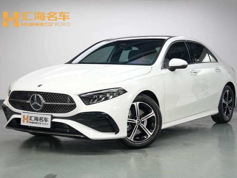 Mercedes-Benz A-Class 2024 — фото автомобиля 1