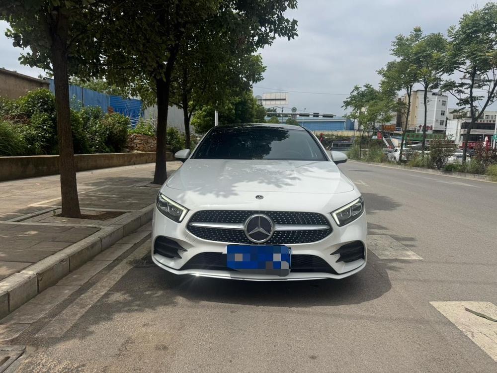 Mercedes-Benz A-Class 2020 — фото автомобиля 1