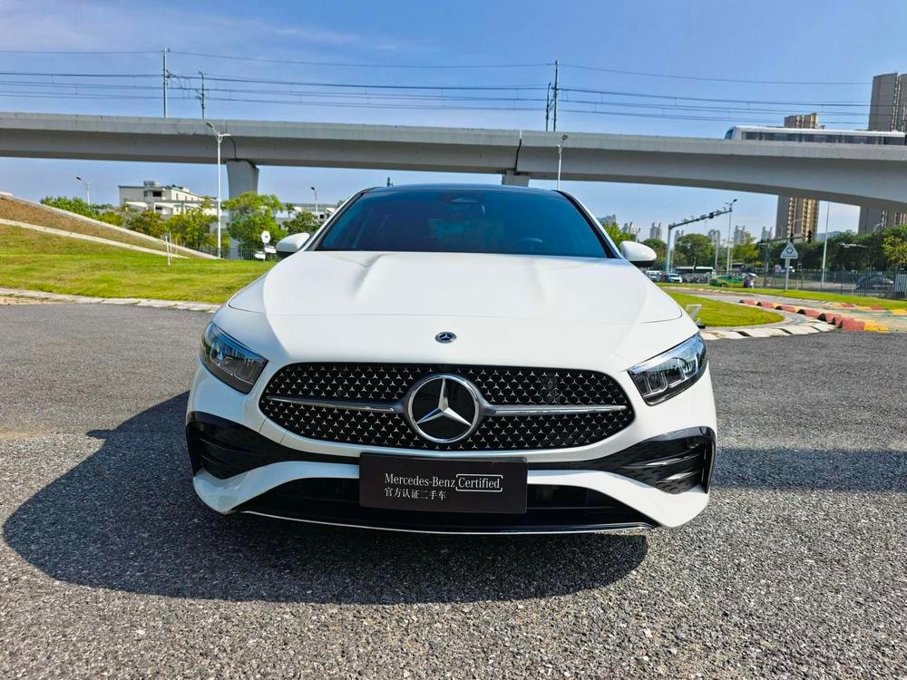 Mercedes-Benz A-Class 2025 — фото автомобиля