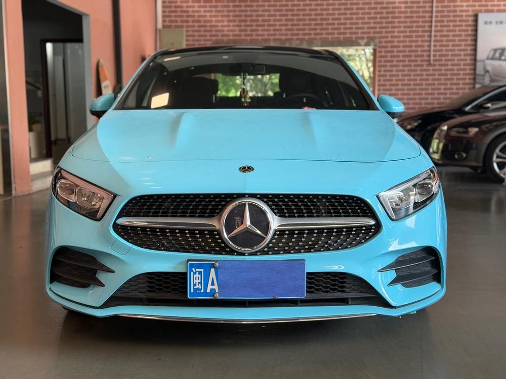 Mercedes-Benz A-Class 2020 — фото автомобиля