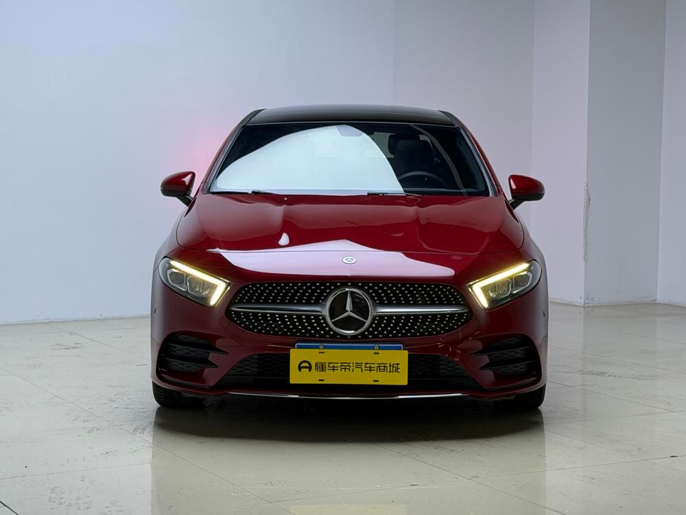 Mercedes-Benz A-Class 2020 — фото автомобиля