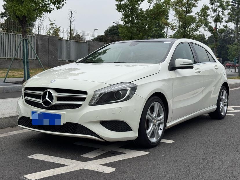 Mercedes-Benz A-Class (Import) 2015 — фото автомобиля