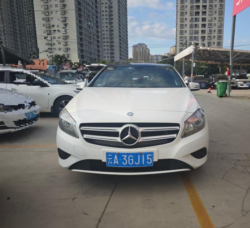 Mercedes-Benz A-Class (Import) 2015 — фото автомобиля
