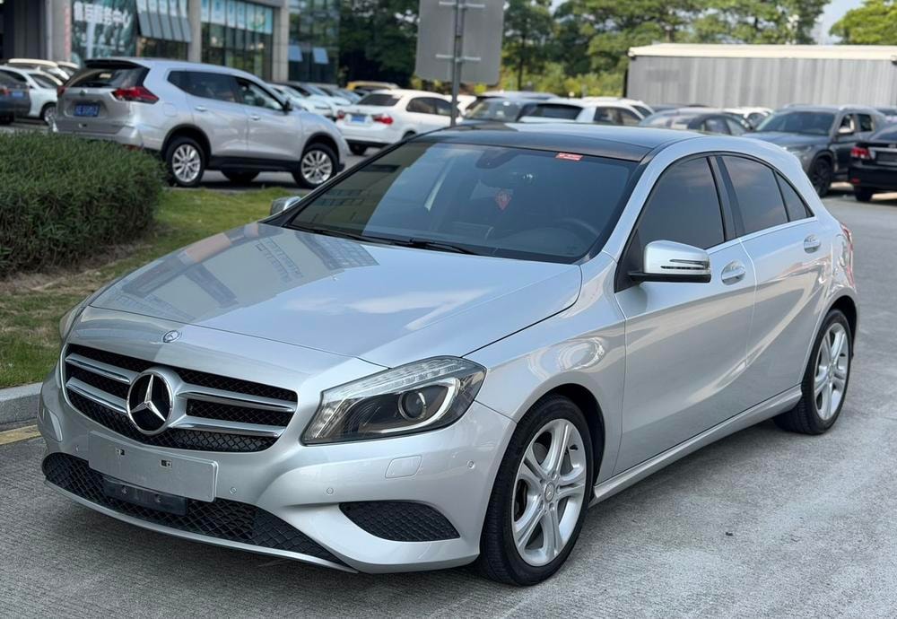 Mercedes-Benz A-Class (Import) 2013 — фото автомобиля
