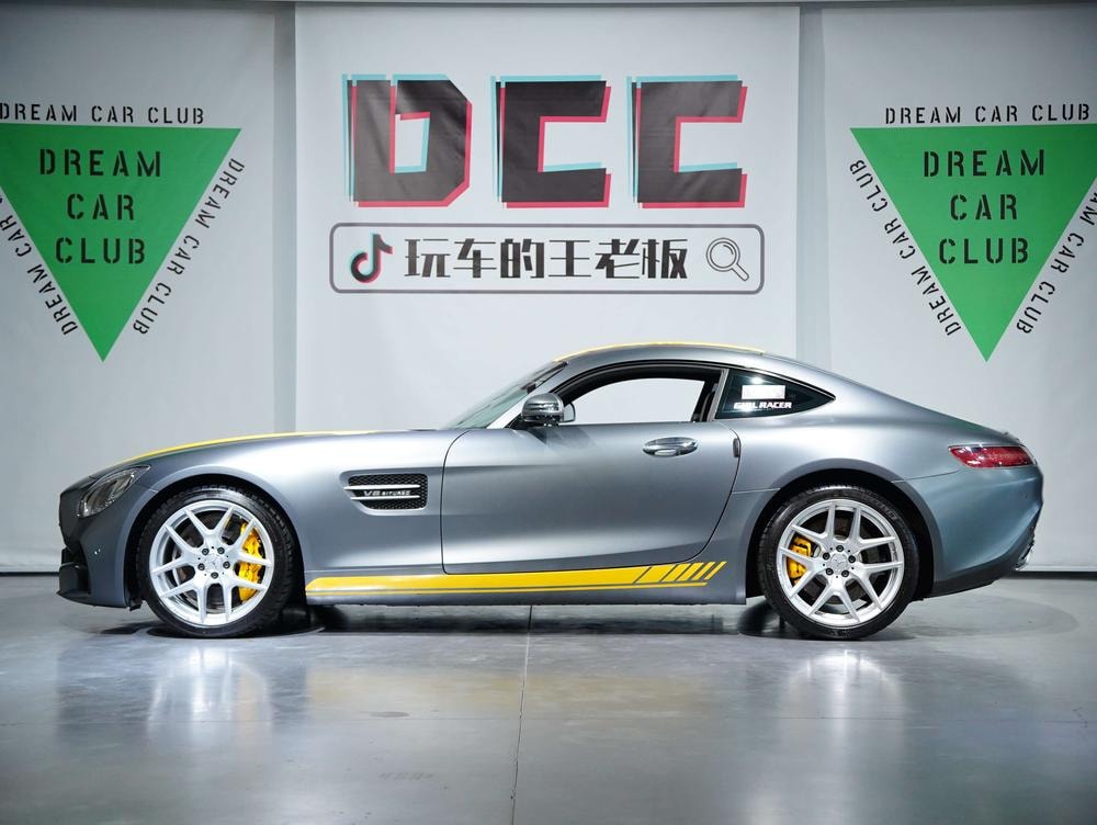 Mercedes-Benz AMG GT 2017 — фото автомобиля