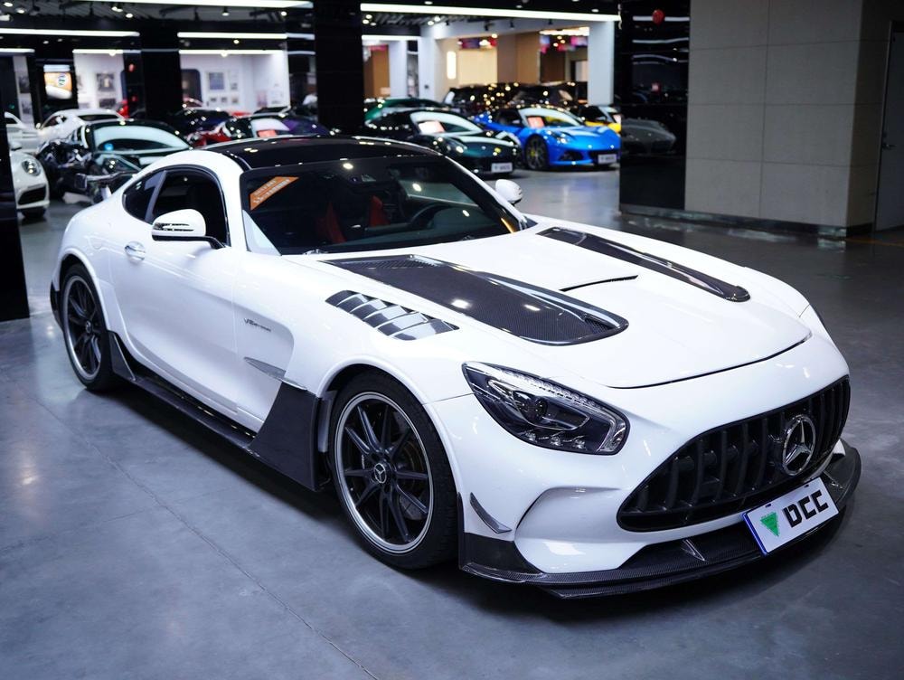 Mercedes-Benz AMG GT 2017 — фото автомобиля