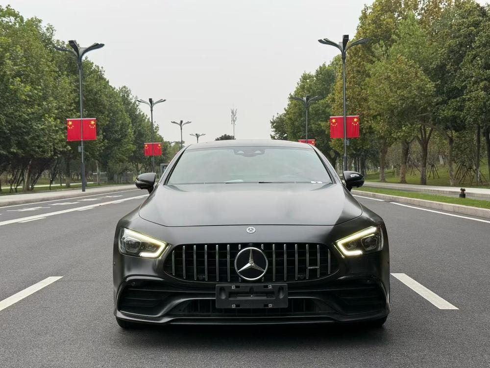 Mercedes-Benz AMG GT 2019 — фото автомобиля
