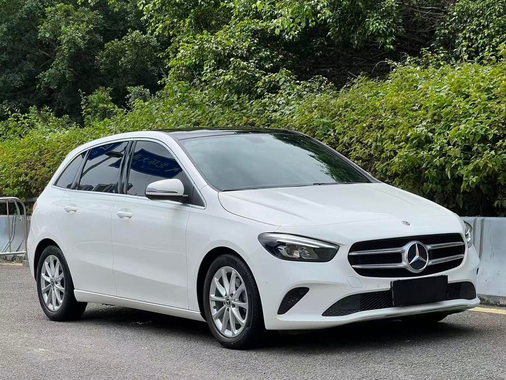 Mercedes-Benz B-Class 2020 — фото автомобиля 1