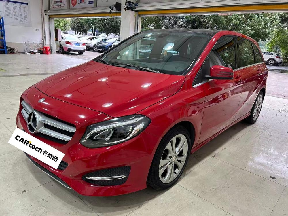 Mercedes-Benz B-Class 2016 — фото автомобиля