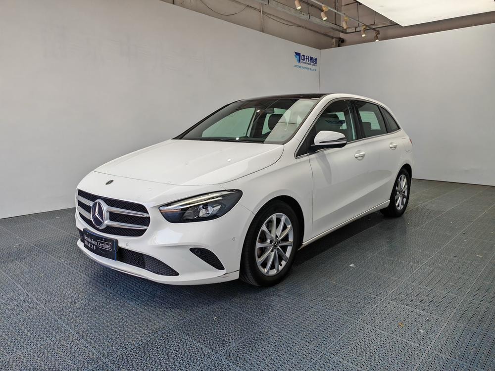 Mercedes-Benz B-Class 2022 — фото автомобиля