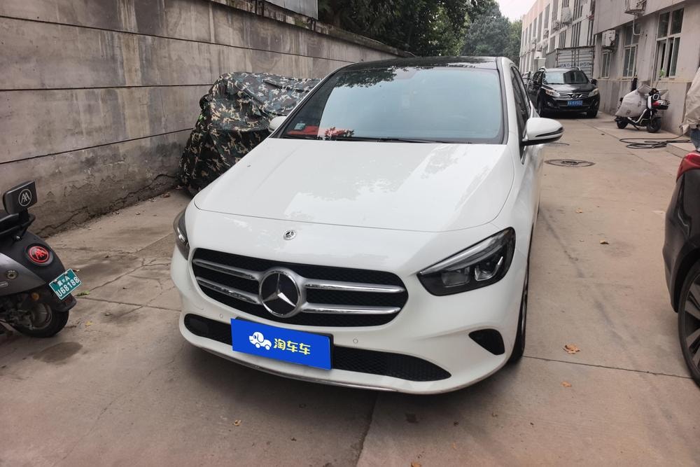 Mercedes-Benz B-Class 2022 — фото автомобиля