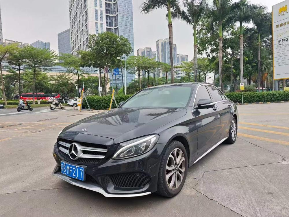 Mercedes-Benz C-Class 2017 — фото автомобиля