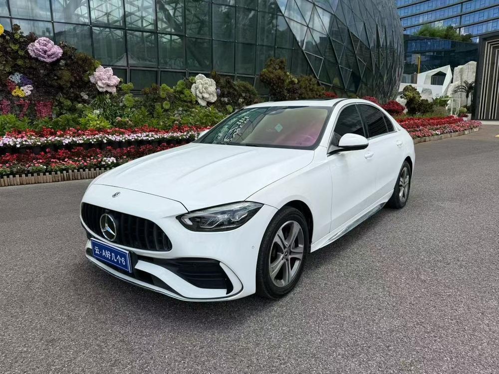 Mercedes-Benz C-Class 2022 — фото автомобиля 1