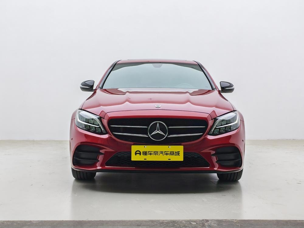 Mercedes-Benz C-Class 2019 — фото автомобиля 1