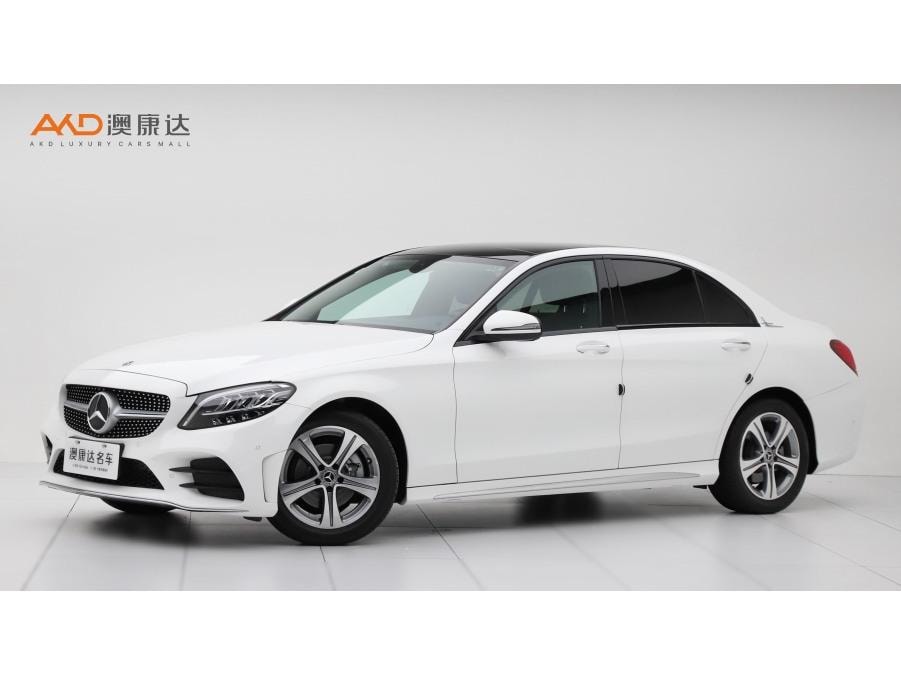 Mercedes-Benz C-Class 2021 — фото автомобиля 1