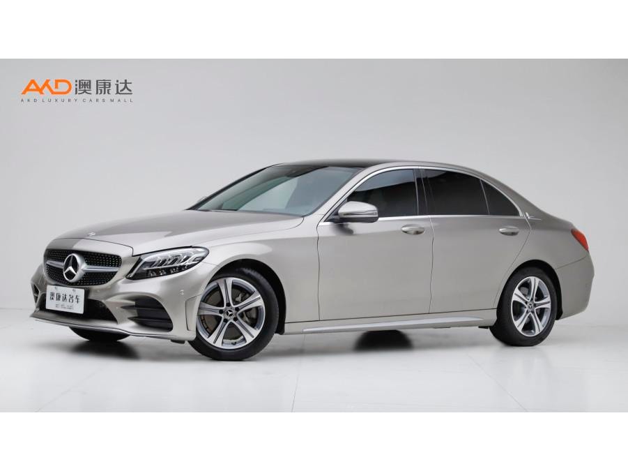 Mercedes-Benz C-Class 2021 — фото автомобиля