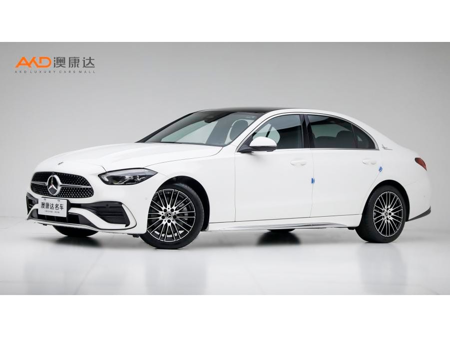 Mercedes-Benz C-Class 2022 — фото автомобиля