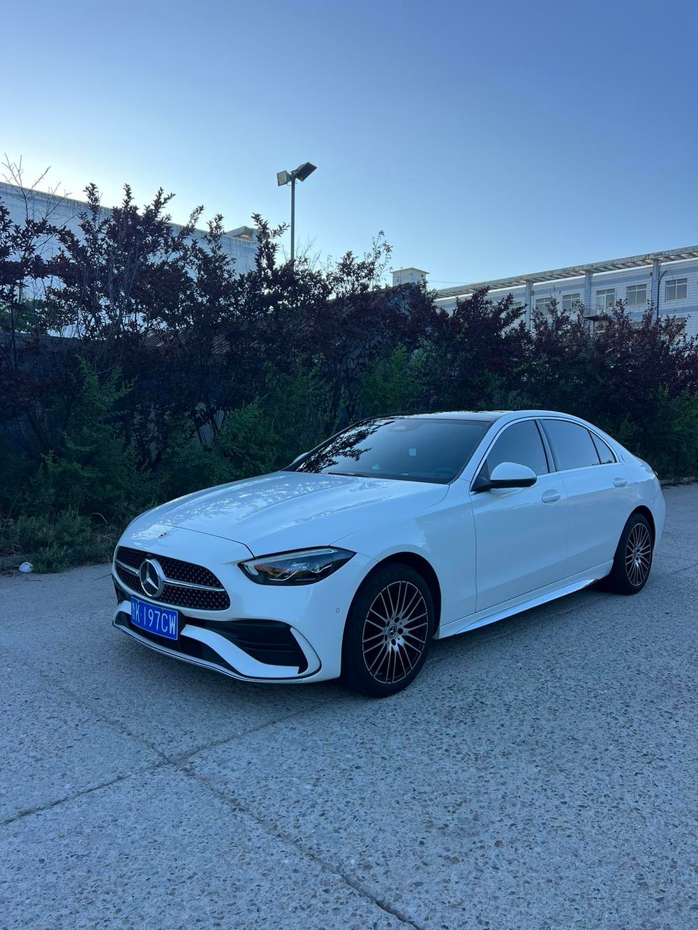 Mercedes-Benz C-Class 2024 — фото автомобиля