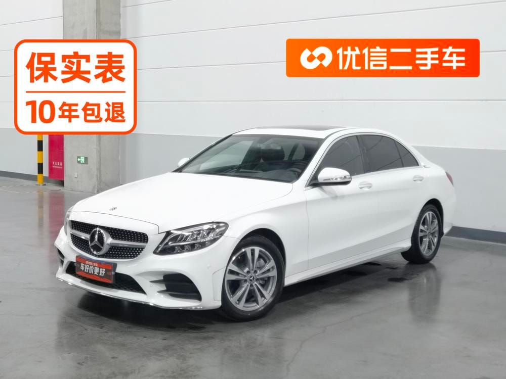 Mercedes-Benz C-Class 2019 — фото автомобиля