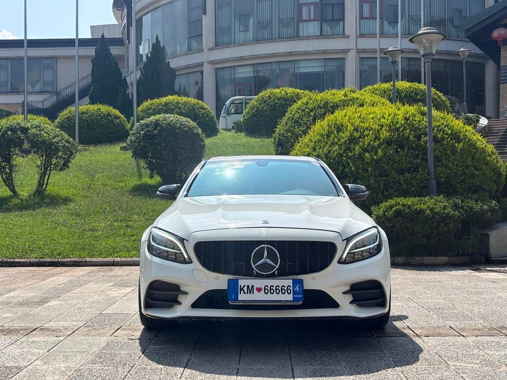 Mercedes-Benz C-Class 2020 — фото автомобиля 1