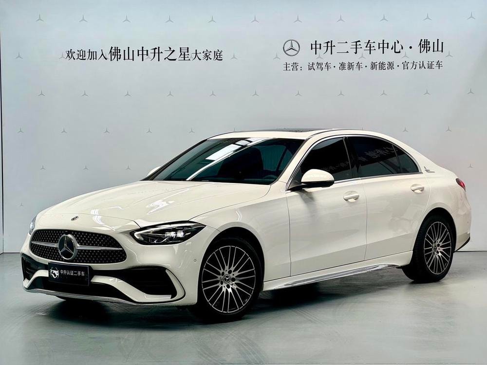 Mercedes-Benz C-Class 2024 — фото автомобиля 1
