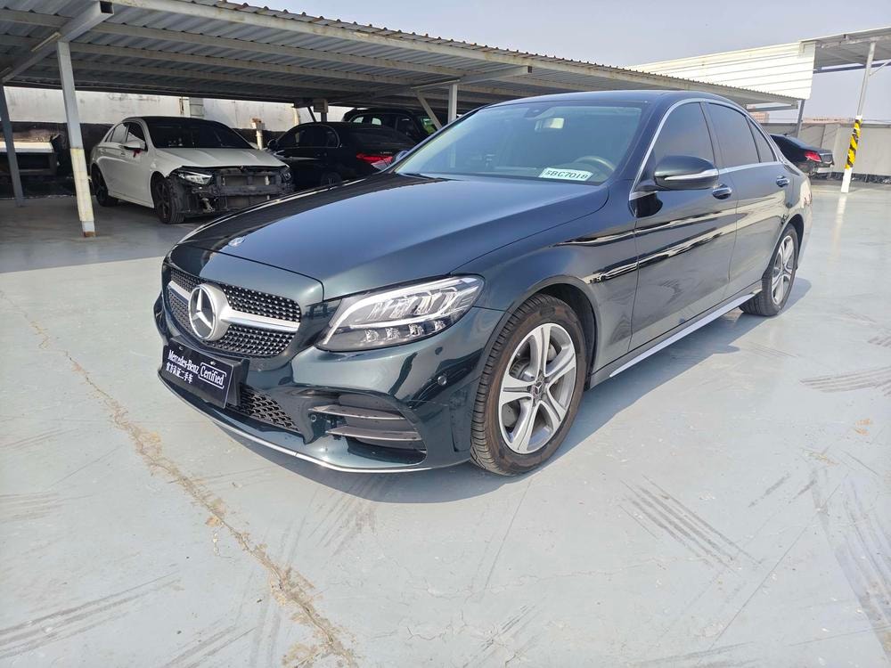 Mercedes-Benz C-Class 2020 — фото автомобиля 1