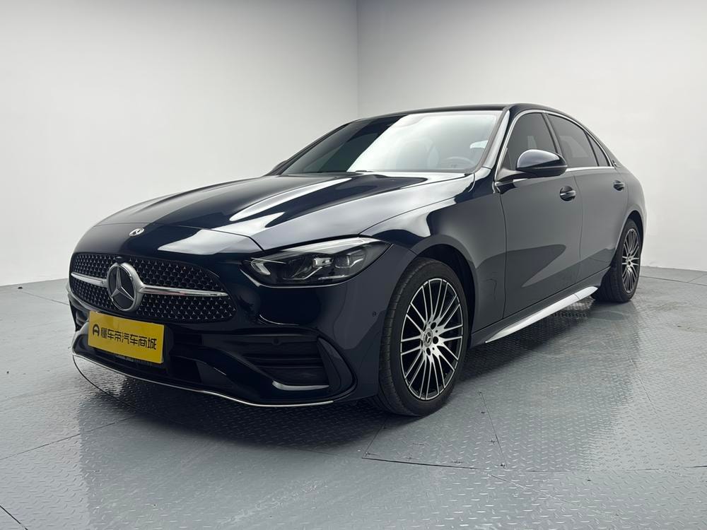 Mercedes-Benz C-Class 2022 — фото автомобиля