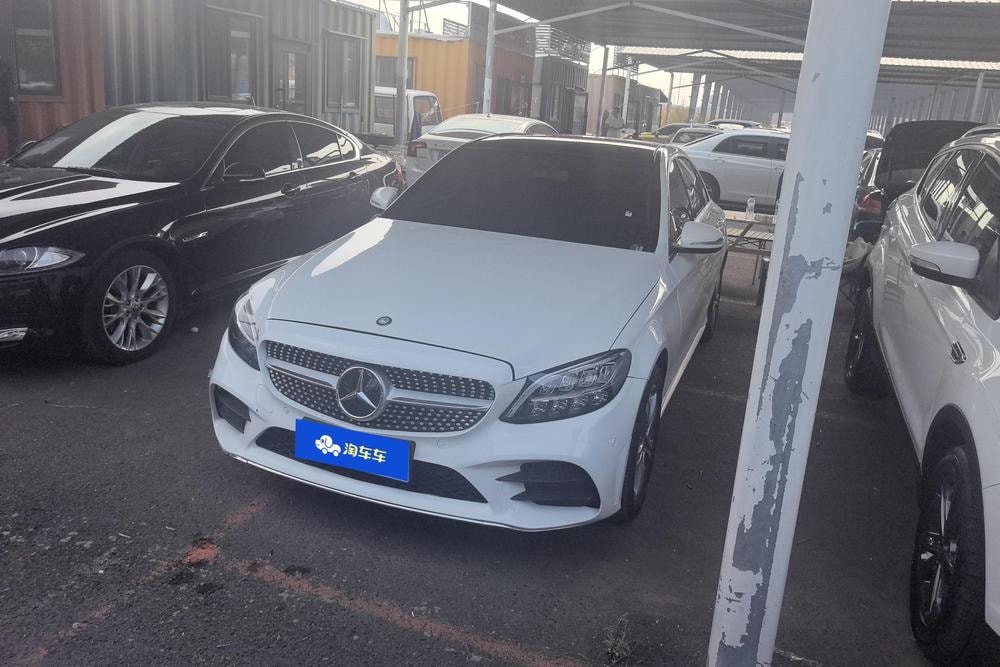 Mercedes-Benz C-Class 2020 — фото автомобиля 1