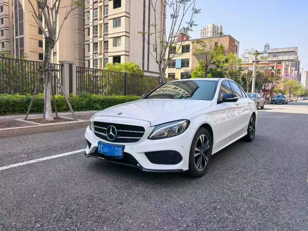 Mercedes-Benz C-Class 2017 — фото автомобиля