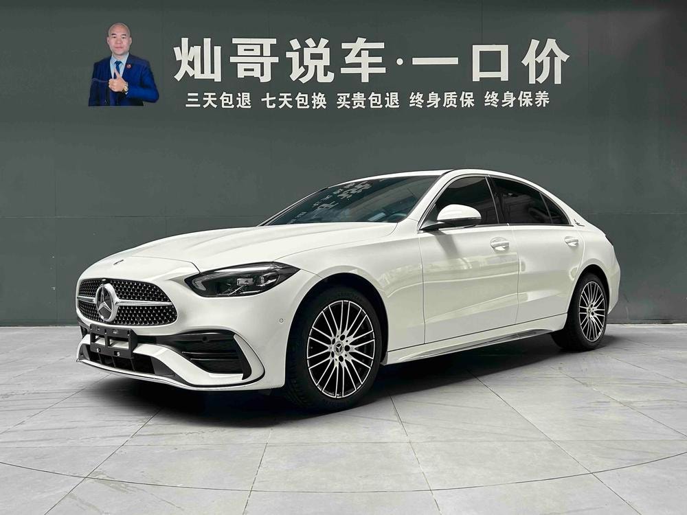 Mercedes-Benz C-Class 2024 — фото автомобиля 1