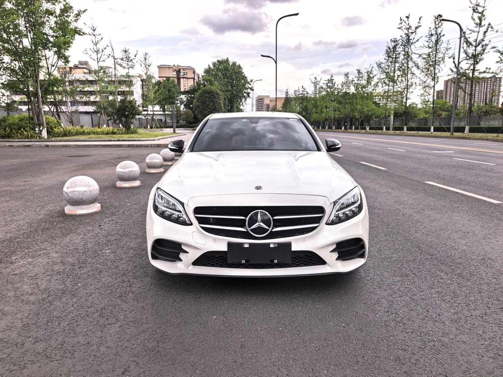 Mercedes-Benz C-Class 2019 — фото автомобиля 1