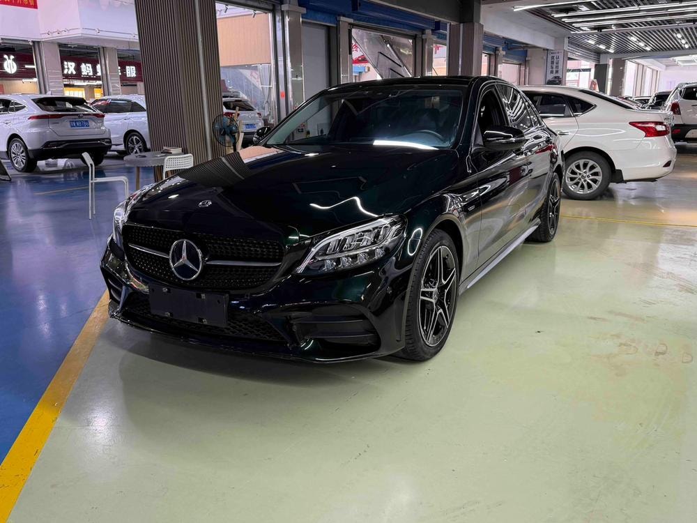 Mercedes-Benz C-Class 2021 — фото автомобиля 1