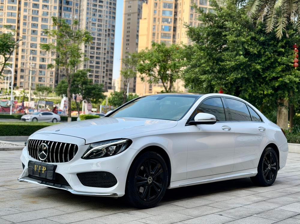 Mercedes-Benz C-Class 2018 — фото автомобиля 1