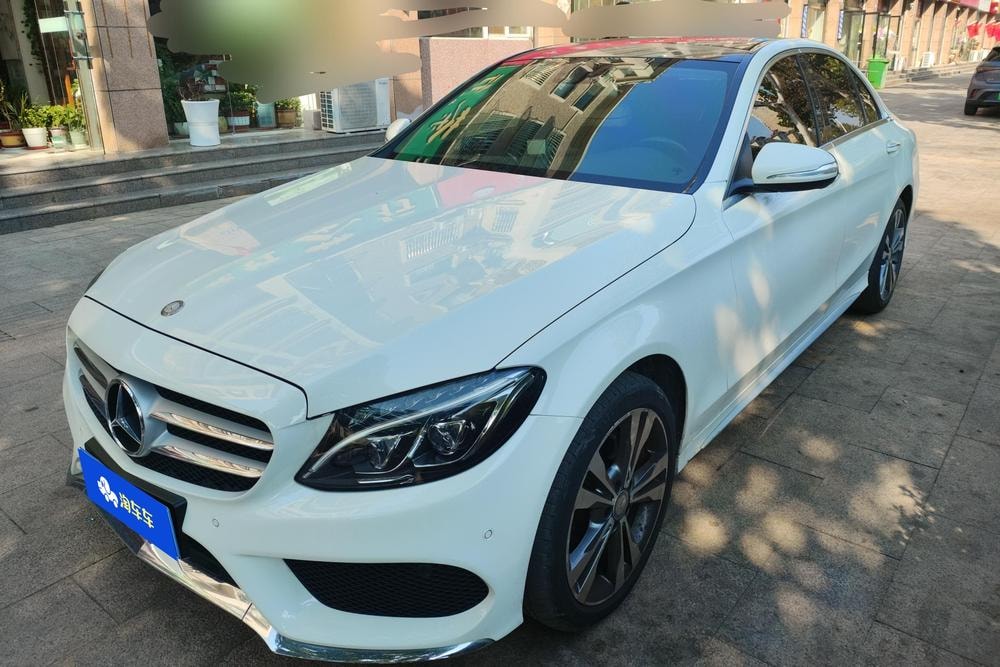 Mercedes-Benz C-Class 2016 — фото автомобиля