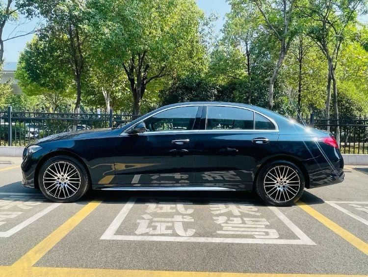 Mercedes-Benz C-Class 2026 — фото автомобиля