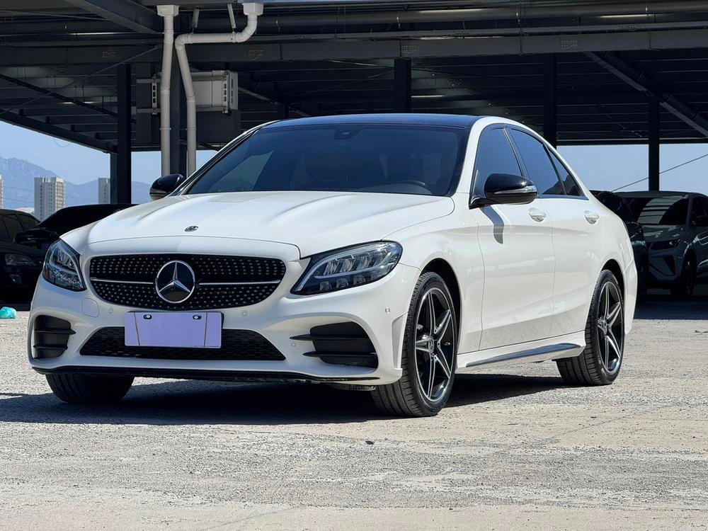 Mercedes-Benz C-Class 2020 — фото автомобиля 1