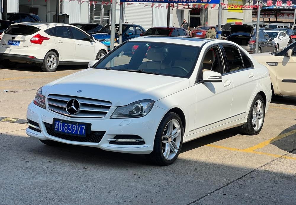Mercedes-Benz C-Class 2013 — фото автомобиля