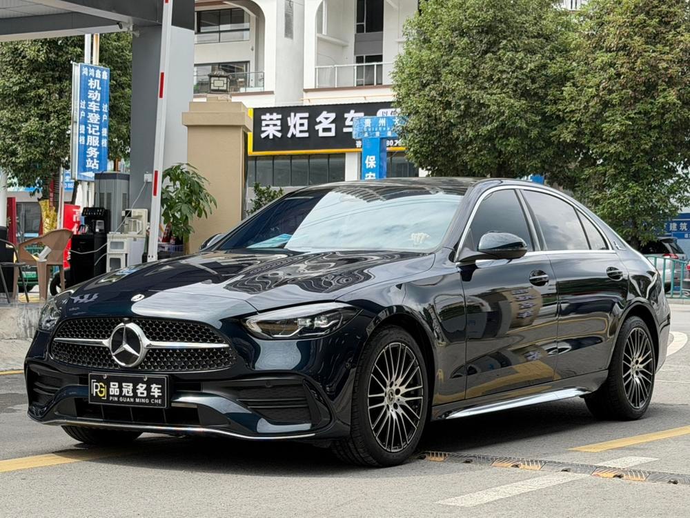 Mercedes-Benz C-Class 2024 — фото автомобиля